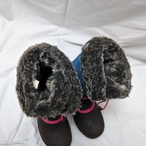 Kamik Girls SnowGypsy 3 Insulated Winter Boot Size 5 - Picture 10 of 11
